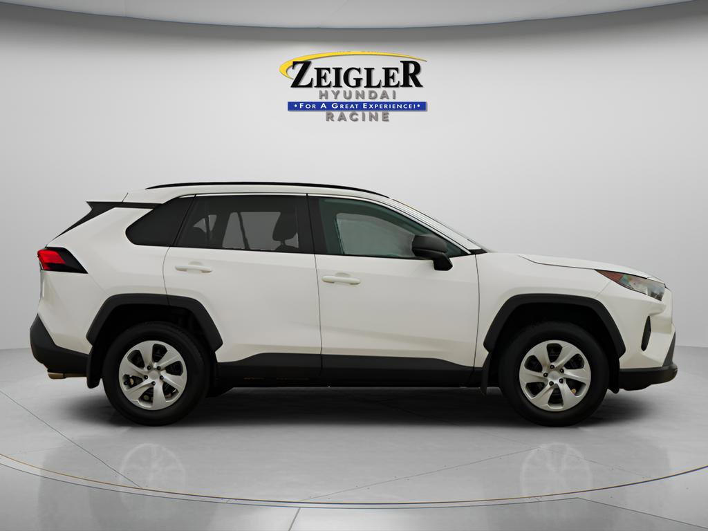 Used 2021 Toyota RAV4 LE AWD/4WD image 8