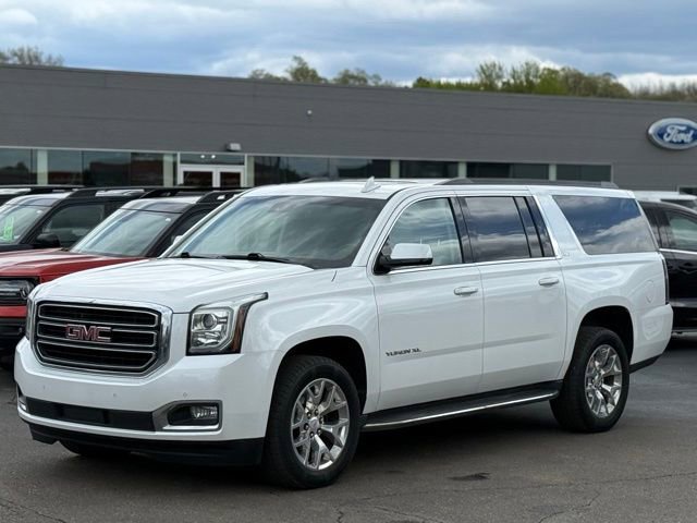 Used 2018 GMC Yukon XL SLT w/ Open Road Package AWD/4WD image 42