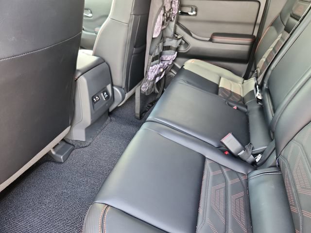 Used 2025 Nissan Frontier PRO-4X w/ Pro Premium Package AWD/4WD image 17