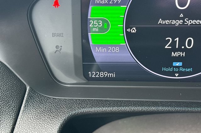 Used 2023 Chevrolet Bolt LT FWD image 28