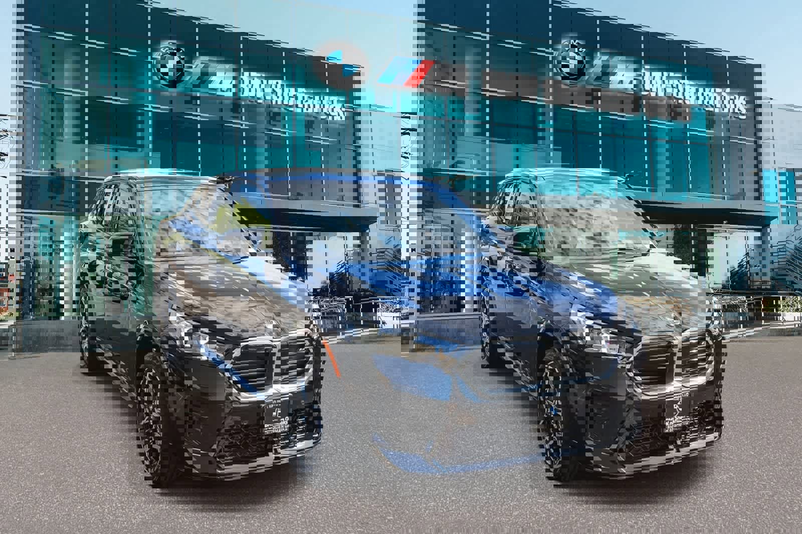 Used 2024 BMW X2 M35i w/ Premium Package image 3