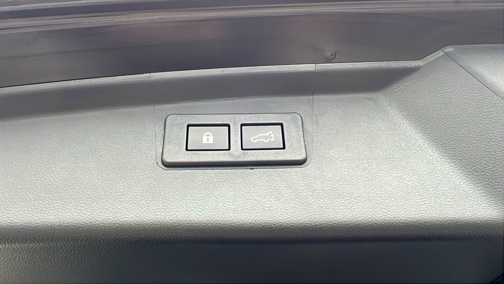 Certified 2025 Subaru Outback Wilderness w/ Wilderness Package image 16