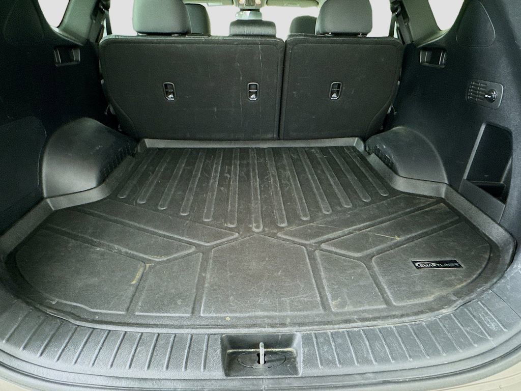 Used 2019 Hyundai Santa Fe SE image 26