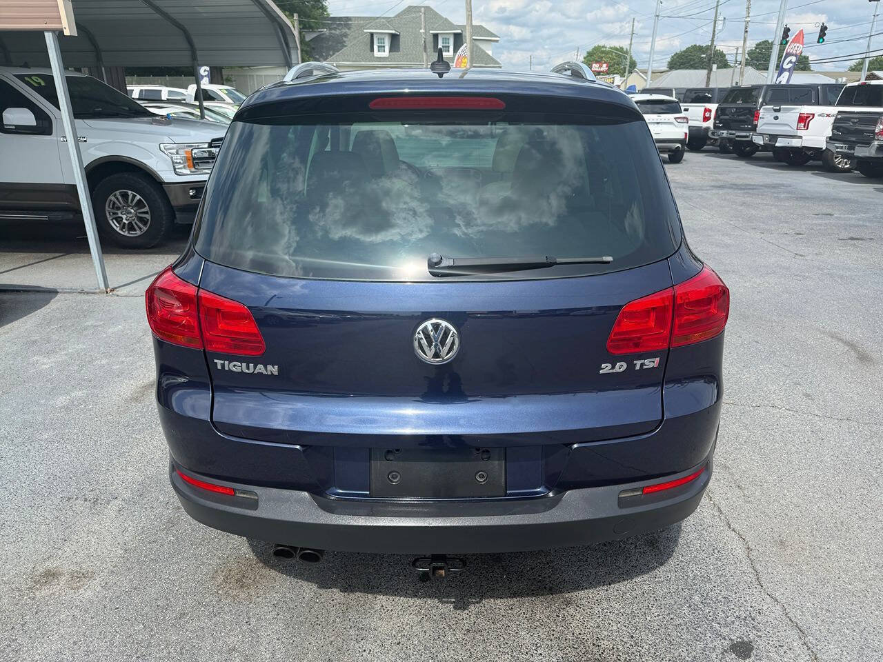 Used 2013 Volkswagen Tiguan S FWD image 5