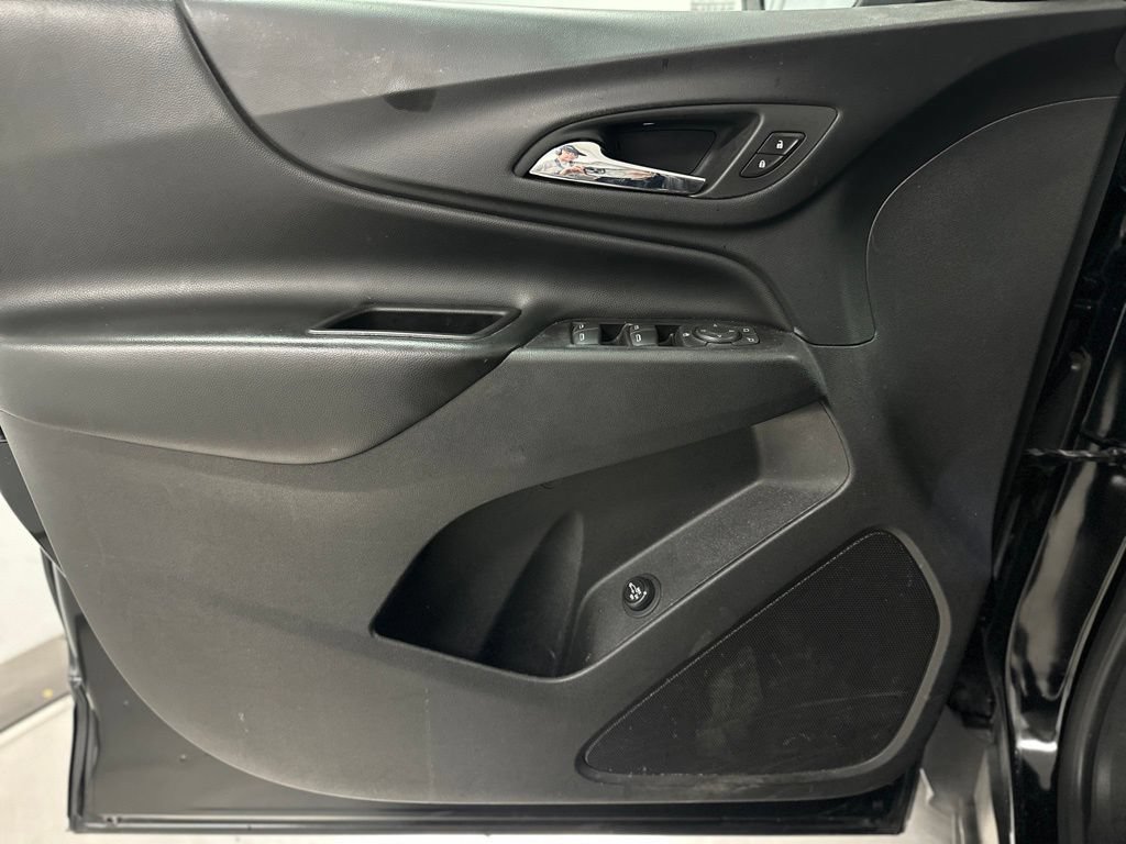 Used 2020 Chevrolet Equinox LT AWD/4WD image 15
