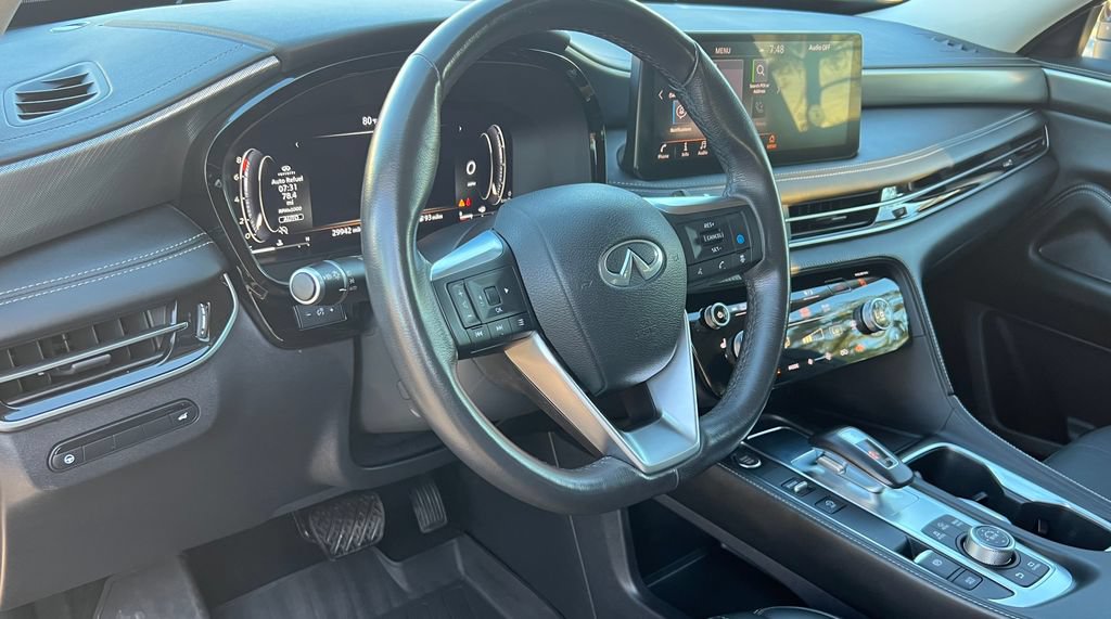 Used 2023 INFINITI QX60 Luxe AWD/4WD image 19