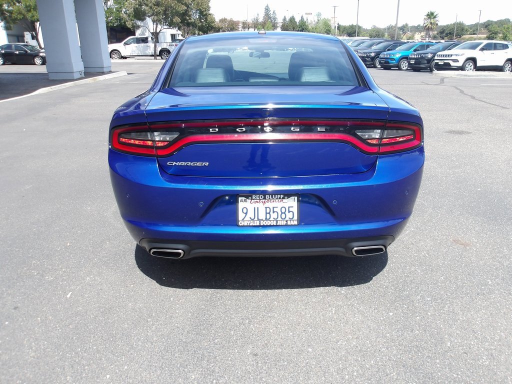 Used 2022 Dodge Charger SXT w/ Leather Interior Group image 7