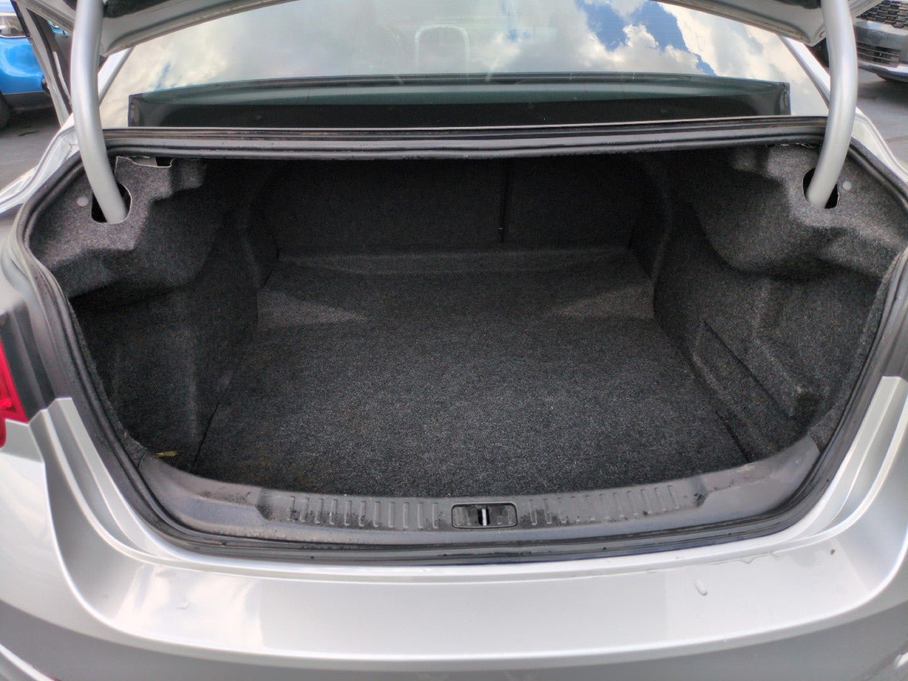 Used 2013 Chevrolet Malibu LTZ FWD image 19