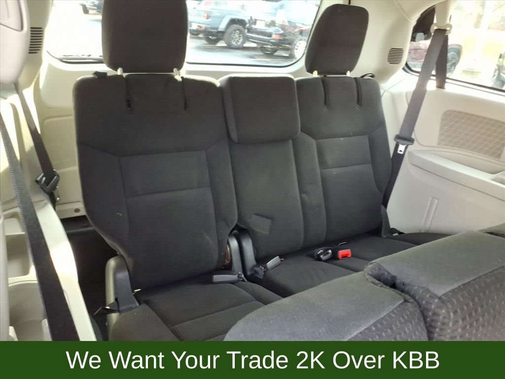 Used 2017 Dodge Grand Caravan SE w/ Power Window Group image 15