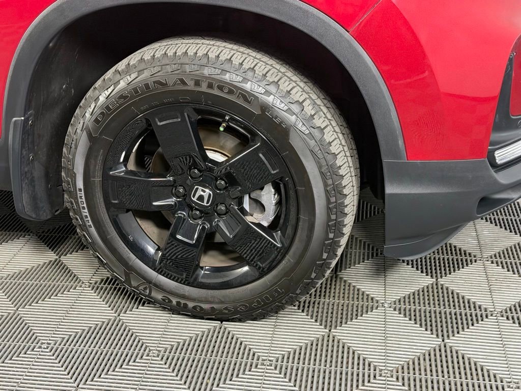 Used 2025 Honda Ridgeline Black Edition image 11