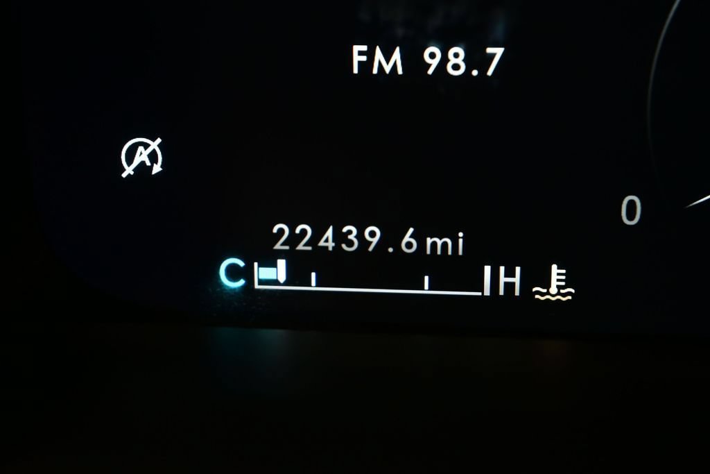 Used 2023 Lincoln Nautilus FWD w/ Premium Package image 18