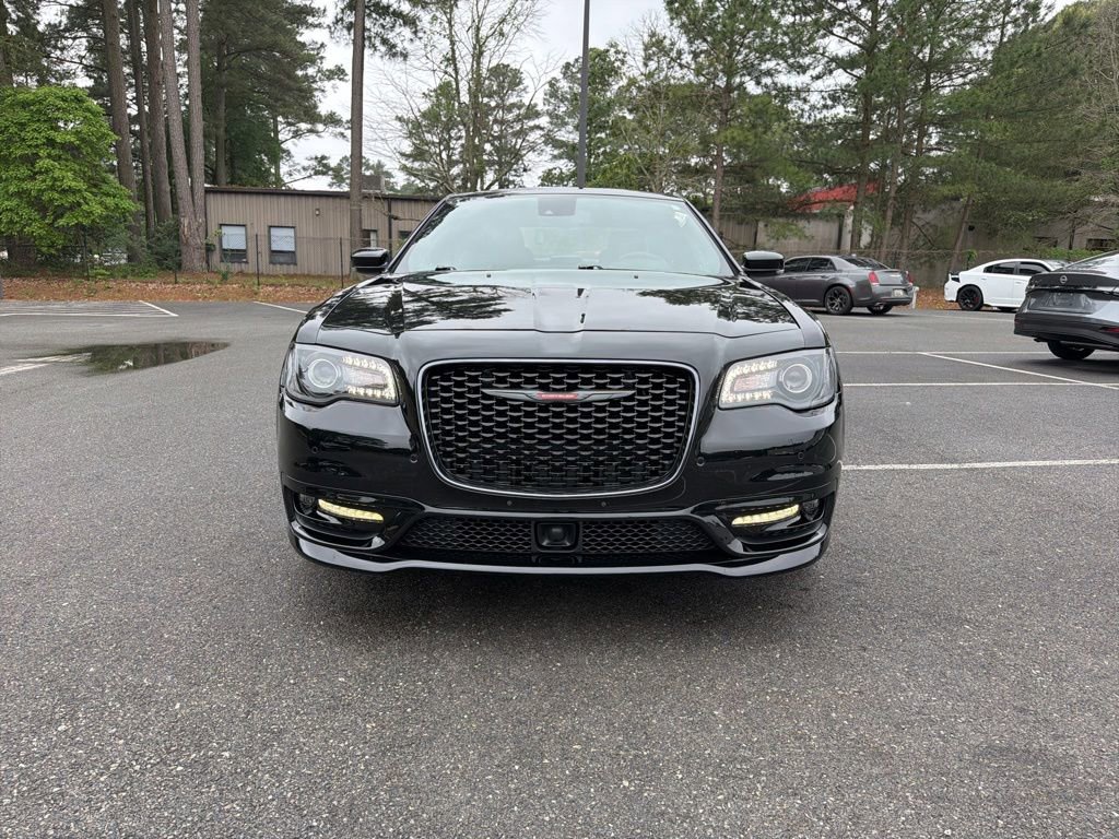 Used 2022 Chrysler 300 S w/ Safetytec Plus Group RWD image 3