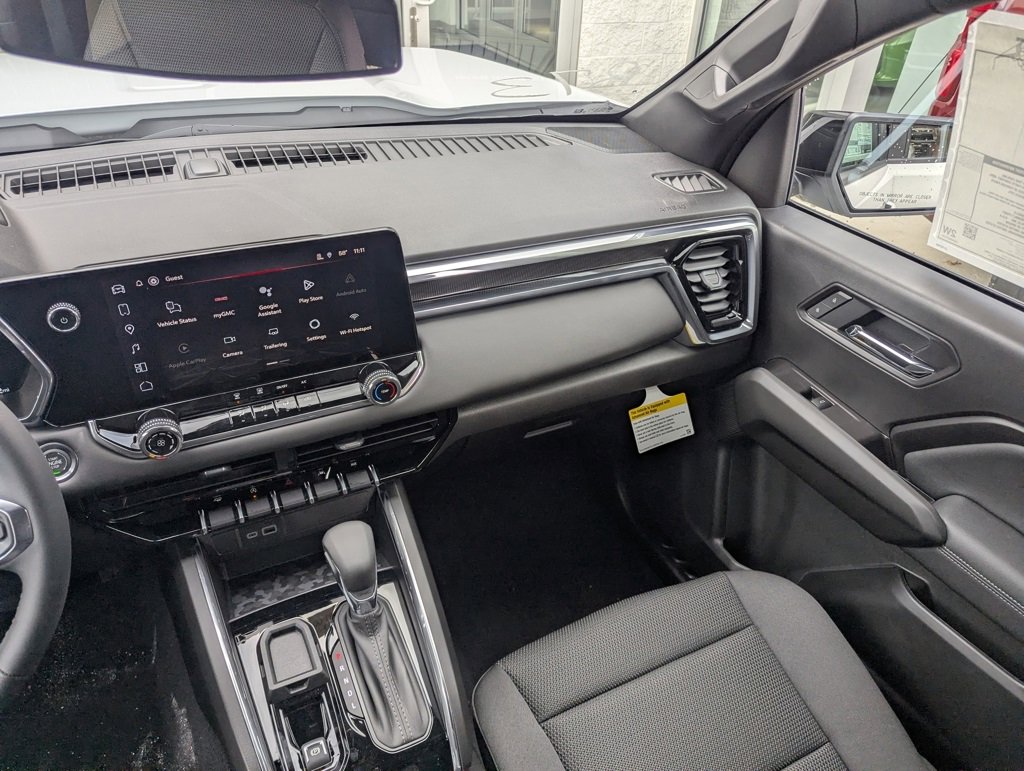 New 2026 GMC Canyon Elevation image 18
