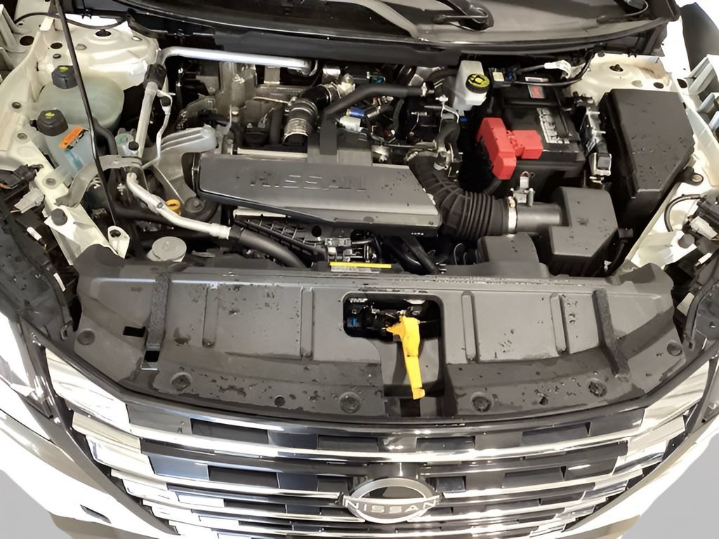 Used 2024 Nissan Rogue S AWD/4WD image 17