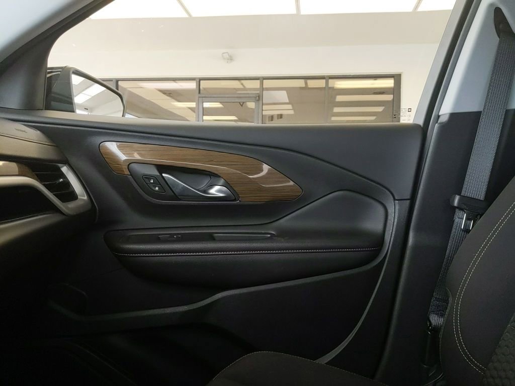 Used 2019 GMC Terrain SLE w/ Driver Convenience Package FWD image 22