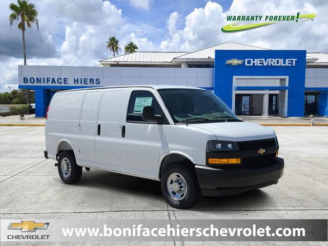 New 2026 Chevrolet Express 3500 RWD image 1