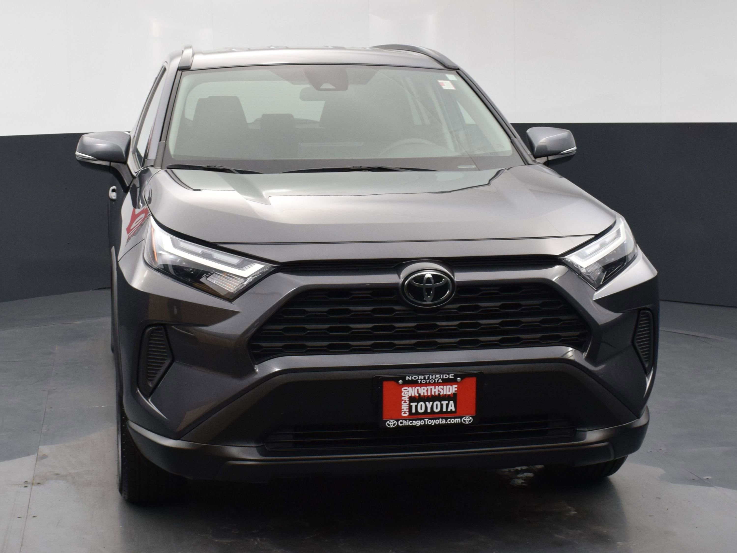 Used 2025 Toyota RAV4 XLE FWD image 7