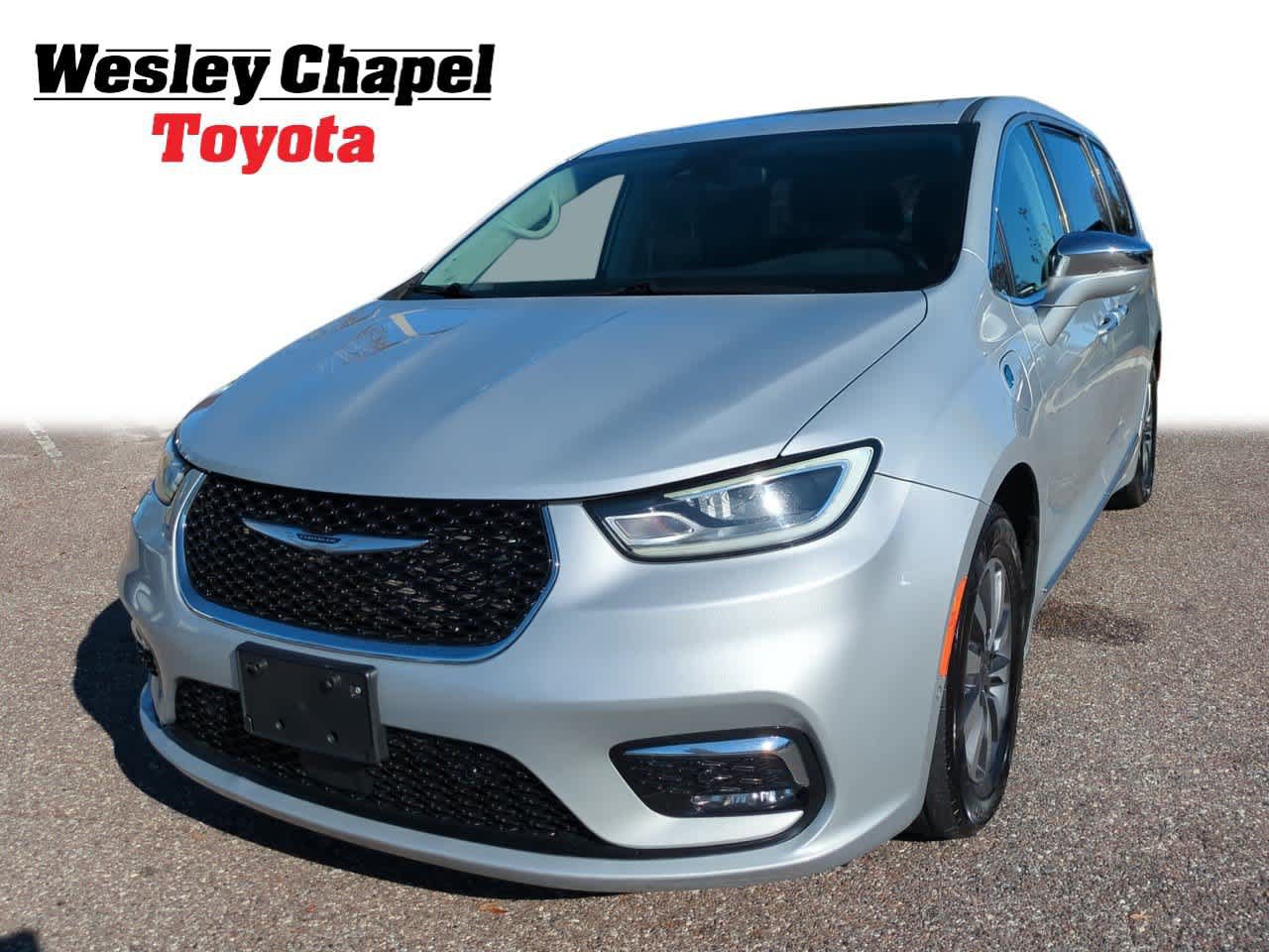 Used 2022 Chrysler Pacifica Limited
