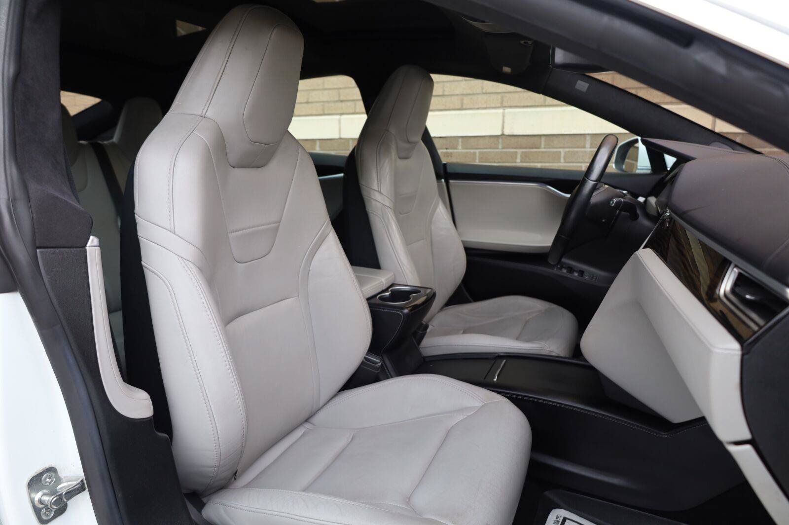 Used 2016 Tesla Model S 75 RWD image 29