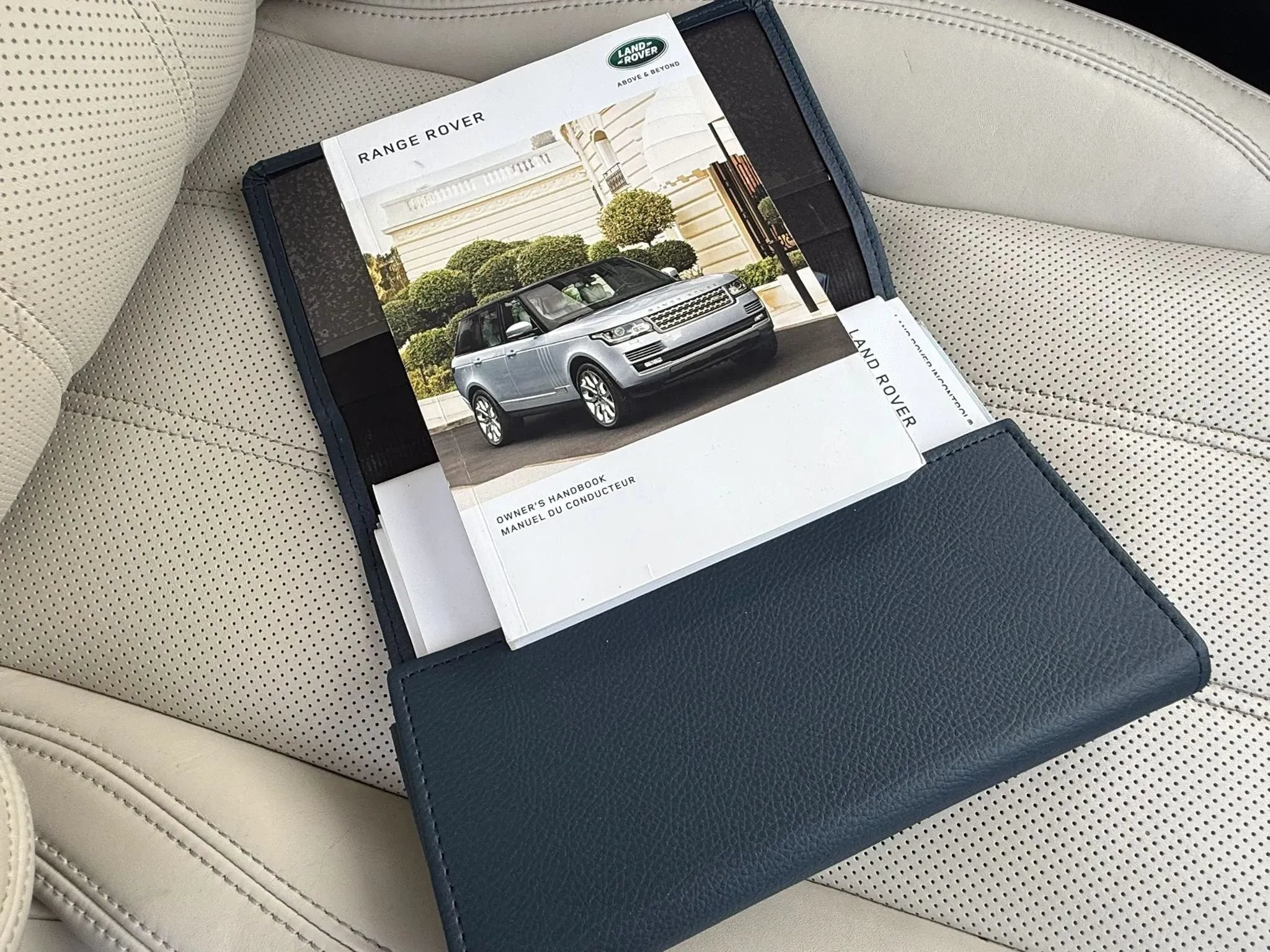 Used 2017 Land Rover Range Rover Supercharged AWD/4WD image 17