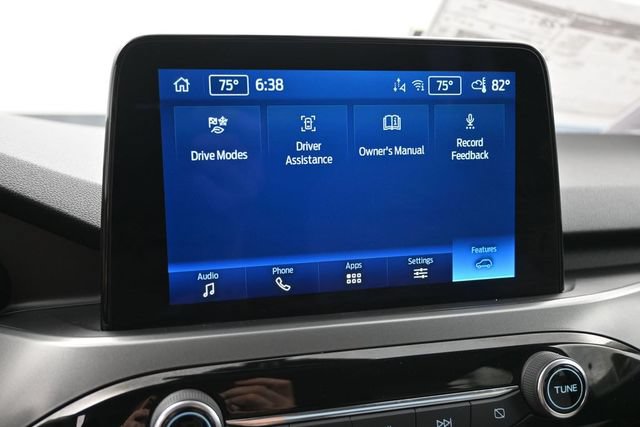 Used 2025 Ford Escape Active AWD/4WD image 35