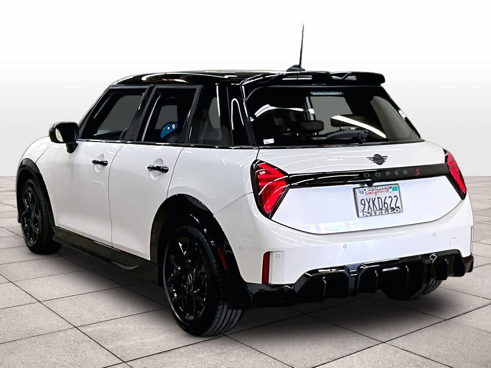 Used 2026 MINI Cooper S FWD image 15
