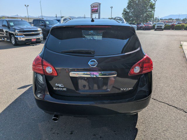 Used 2013 Nissan Rogue SV w/ Premium Pkg AWD/4WD image 4