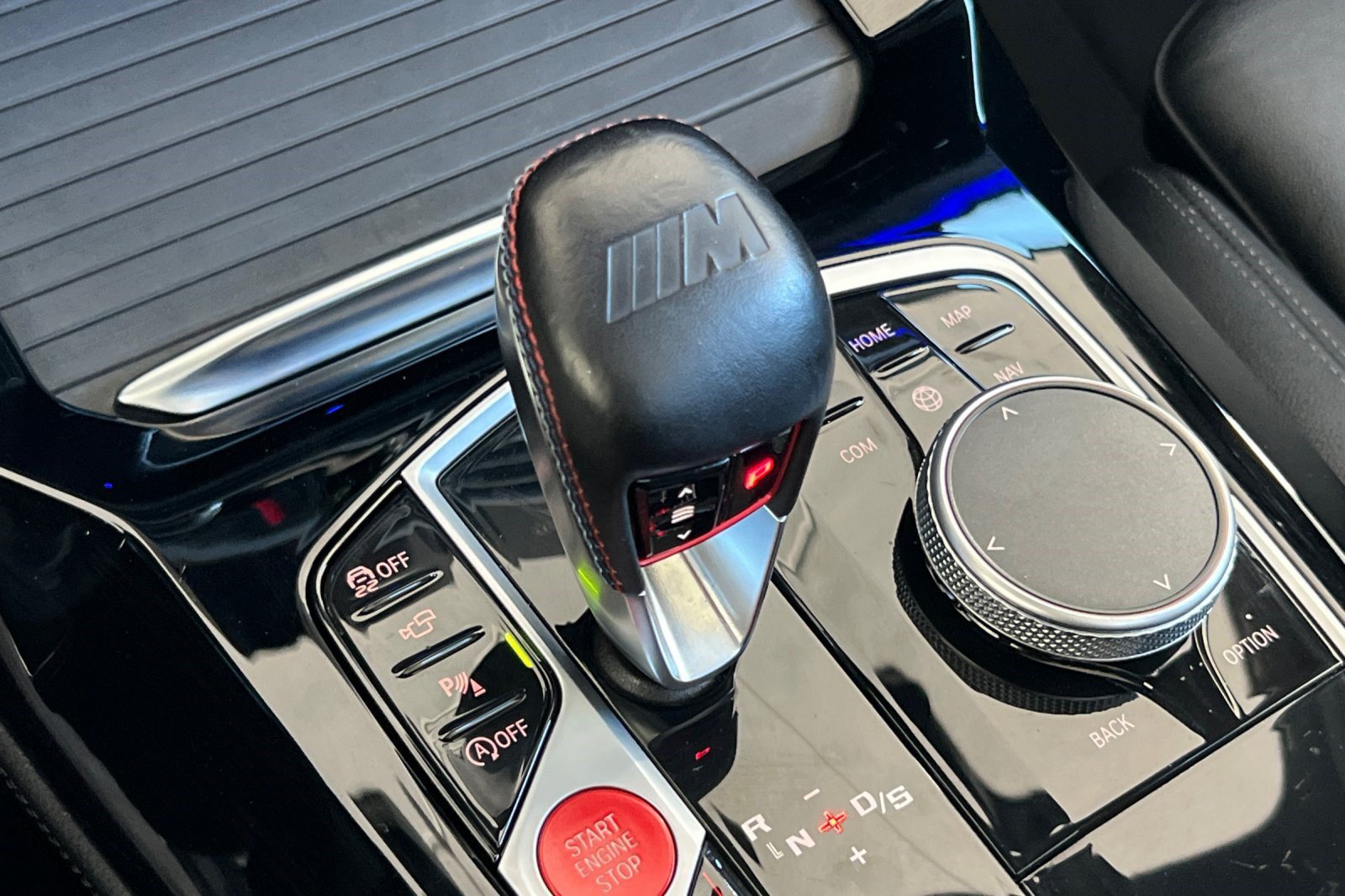 Used 2022 BMW X4 M w/ Executive Package AWD/4WD image 16