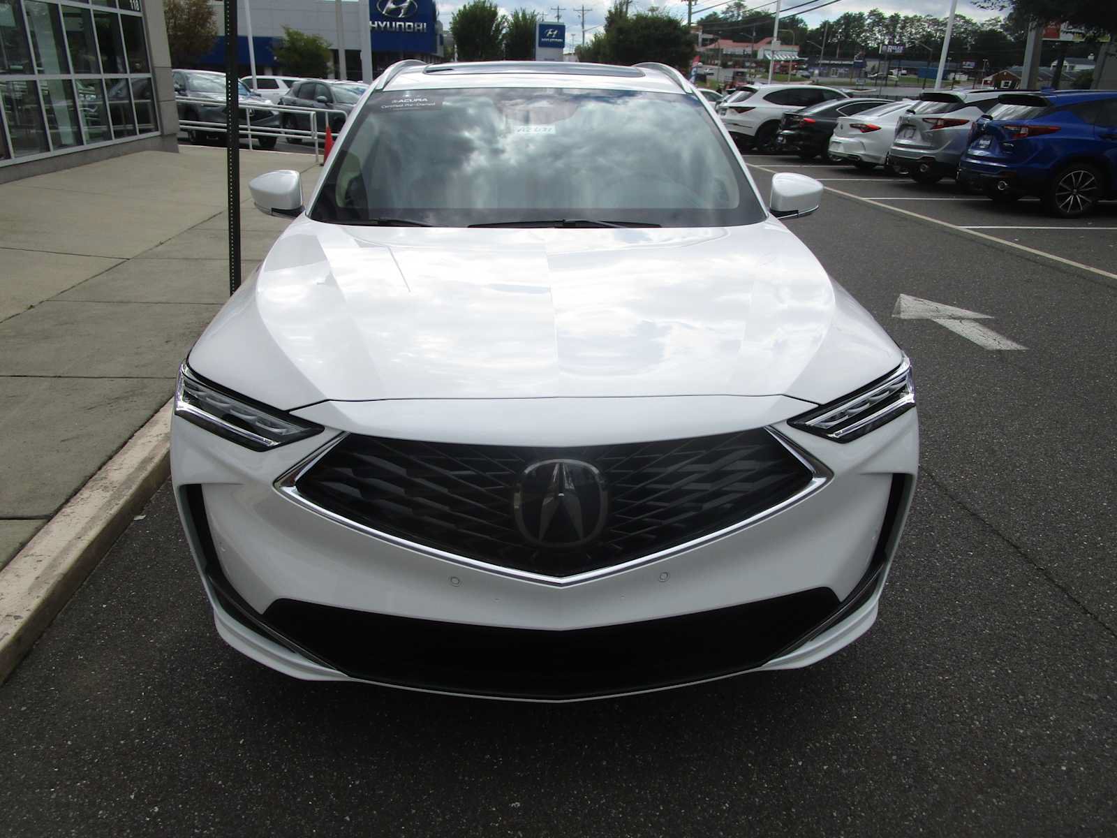 Certified 2026 Acura MDX w/ Advance Package AWD/4WD image 3