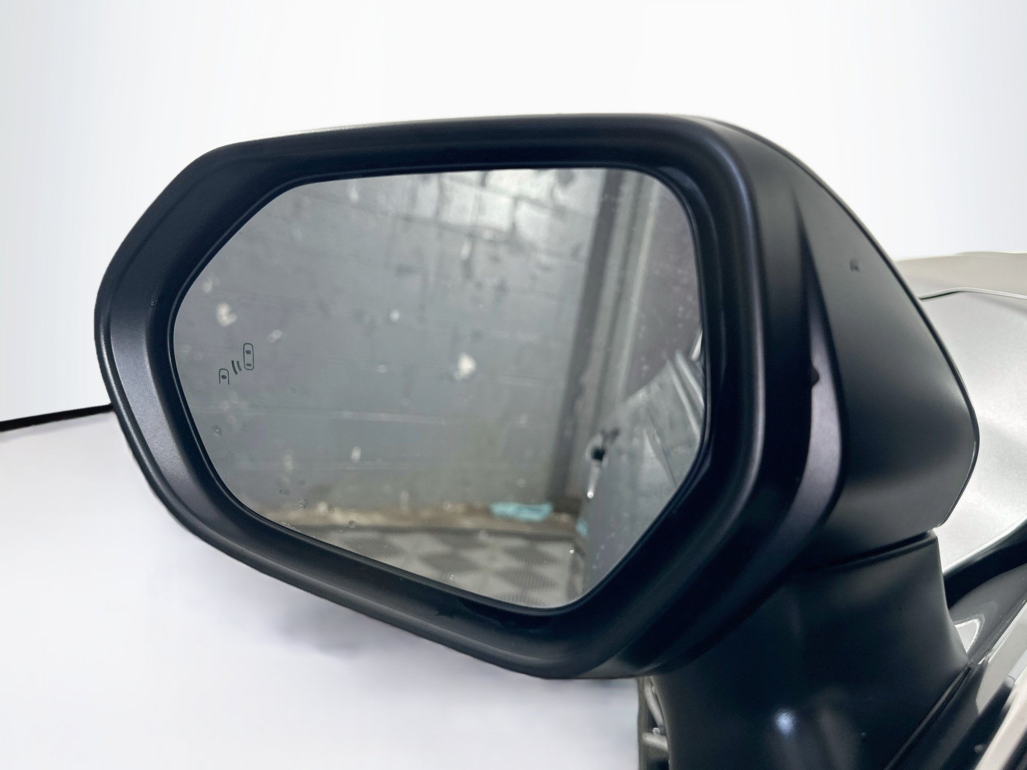 Used 2025 Toyota Camry XLE FWD image 16