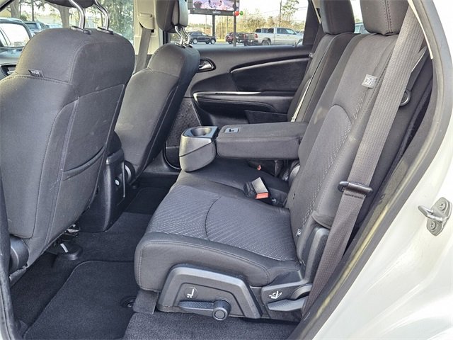 Used 2019 Dodge Journey SE w/ Connectivity Group image 4