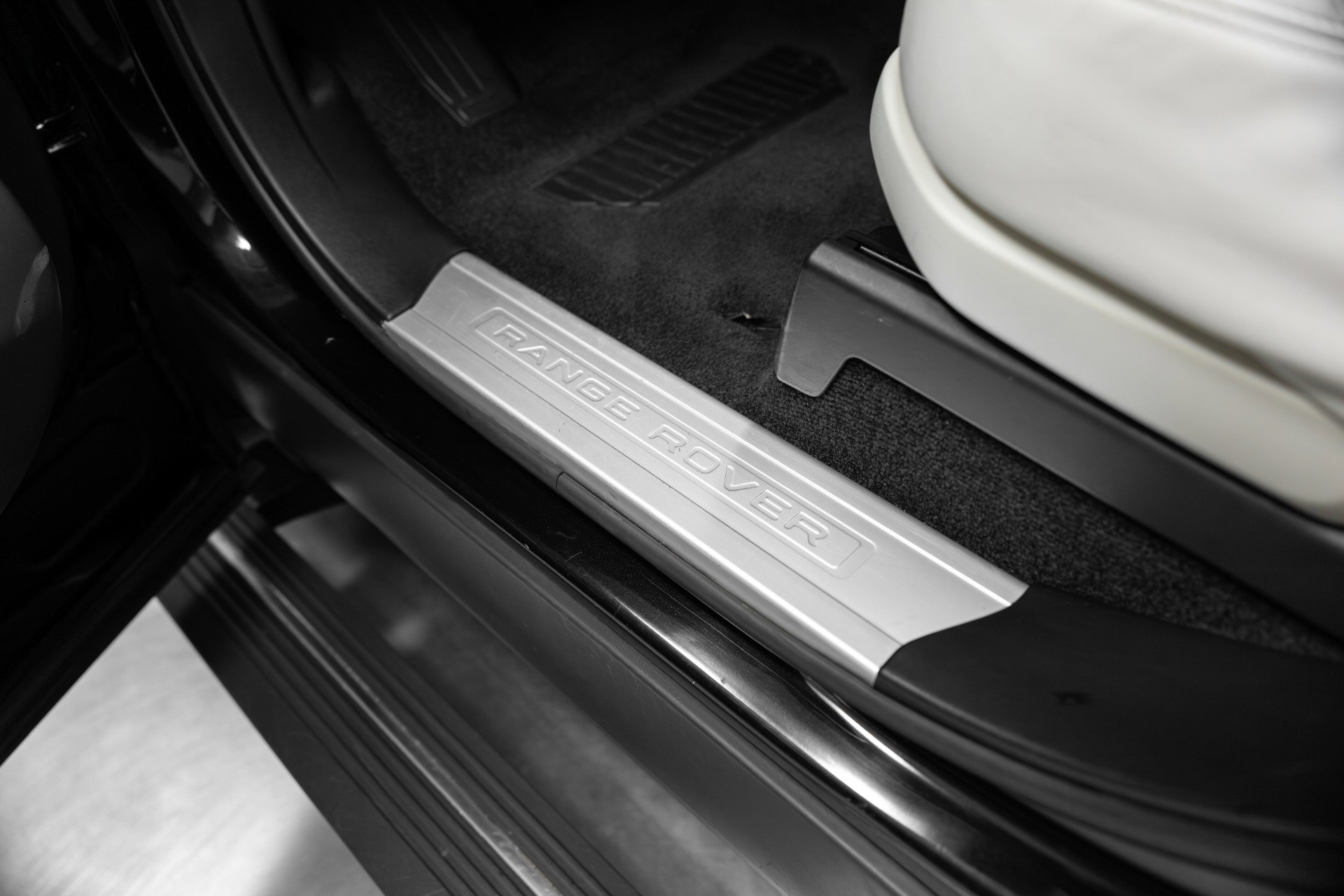 Used 2021 Land Rover Range Rover Westminster Edition image 50