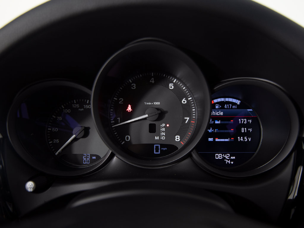 Certified 2026 Porsche Macan AWD/4WD image 23