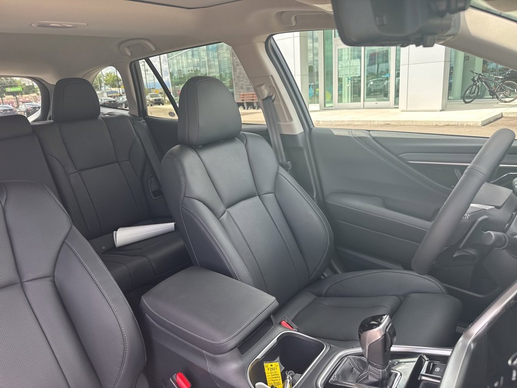 New 2025 Subaru Outback Touring XT image 7