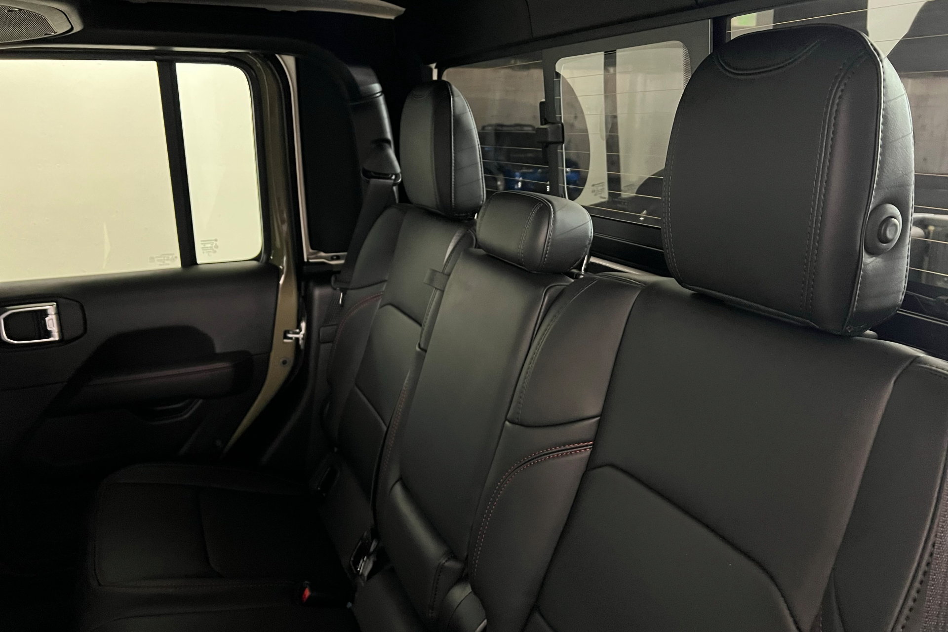 New 2025 Jeep Gladiator Rubicon AWD/4WD image 20