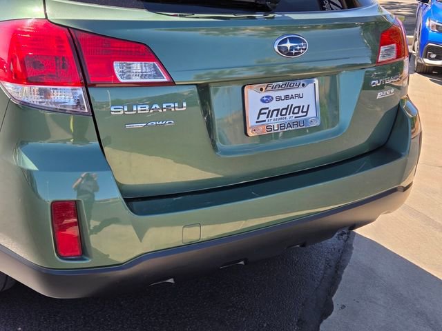 Used 2013 Subaru Outback 2.5i Premium w/ All-Weather Pkg AWD/4WD image 5