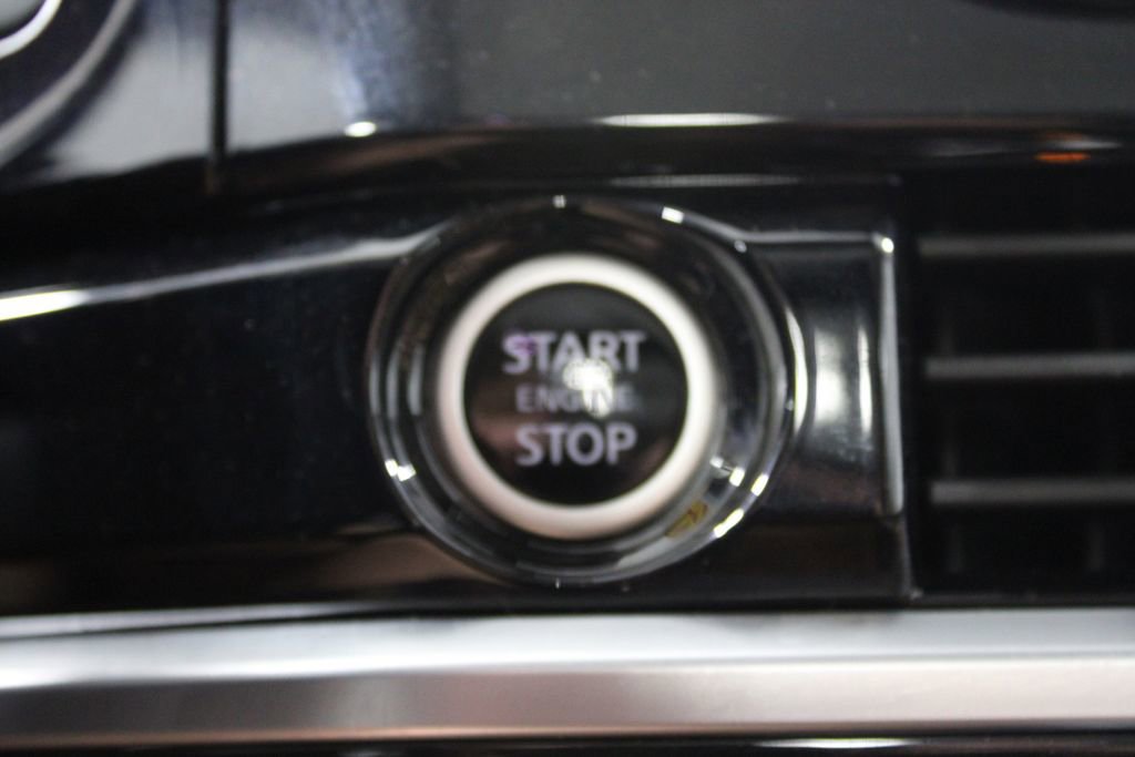 Used 2024 Nissan Pathfinder Platinum w/ Cargo Package image 47