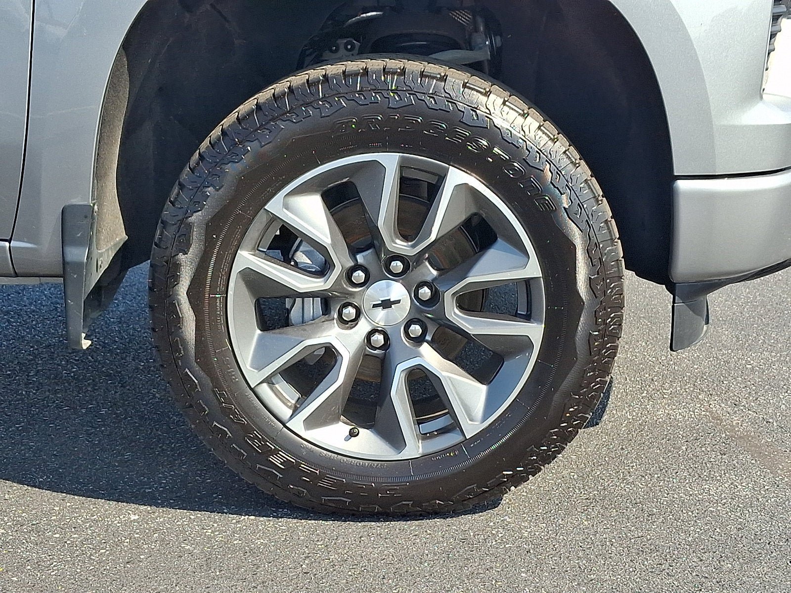 Used 2023 Chevrolet Silverado 1500 RST AWD/4WD image 8