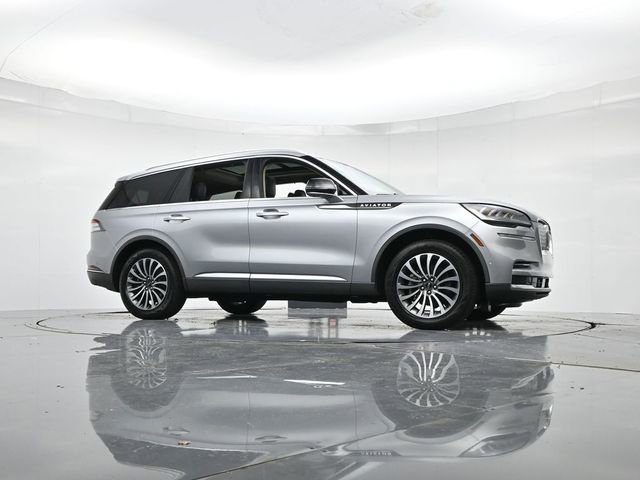 Used 2022 Lincoln Aviator Reserve w/ Equipment Group 201A image 33