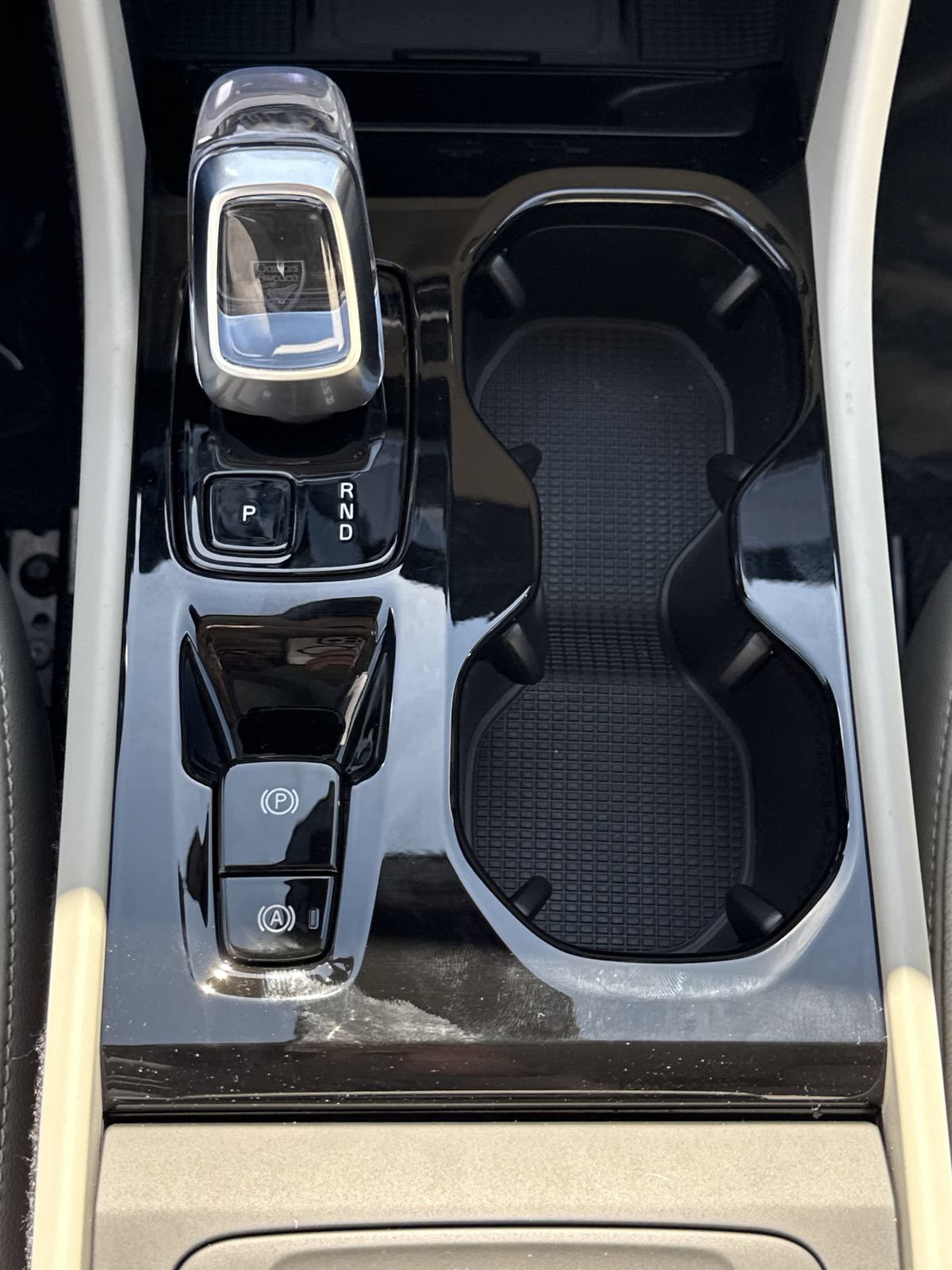 New 2026 Volvo XC40 B5 Ultra w/ Protection Package Premier AWD/4WD image 30