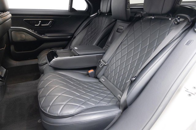 Used 2021 Mercedes-Benz S 580 4MATIC Sedan image 36