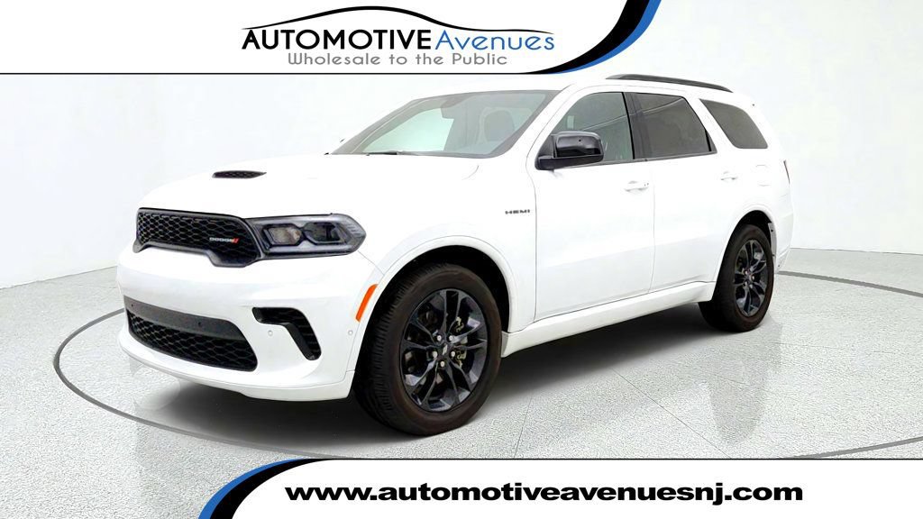 Used 2023 Dodge Durango R/T w/ Blacktop Package AWD/4WD image 1