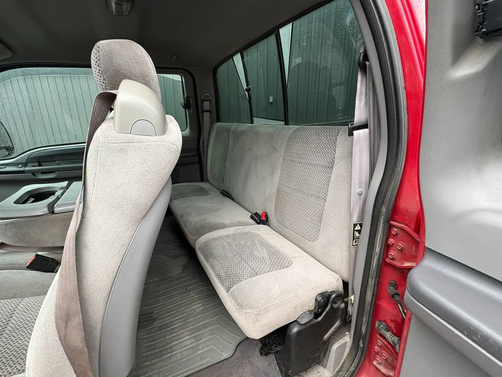 Used 2001 Ford F250 2WD SuperCab Super Duty image 14