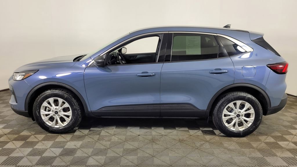 Used 2023 Ford Escape Active image 5