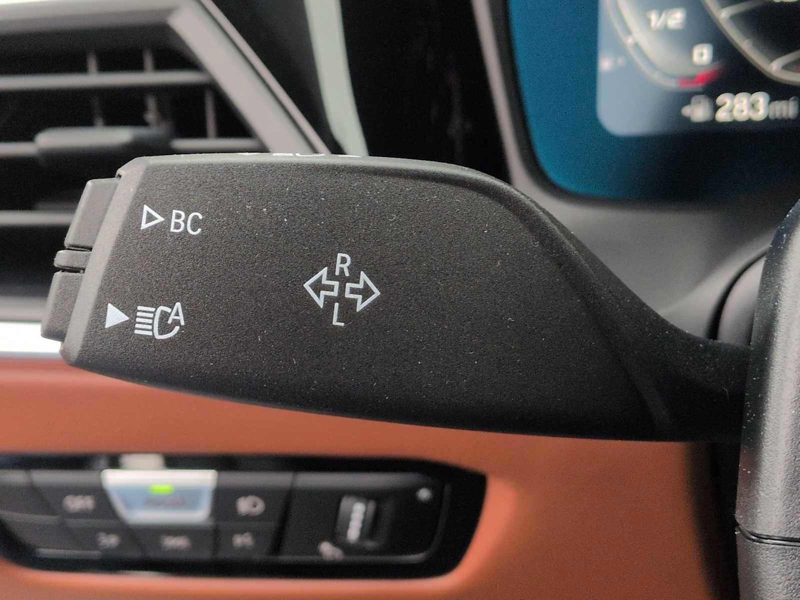 Used 2023 BMW M4 Coupe w/ M Driver's Package image 30