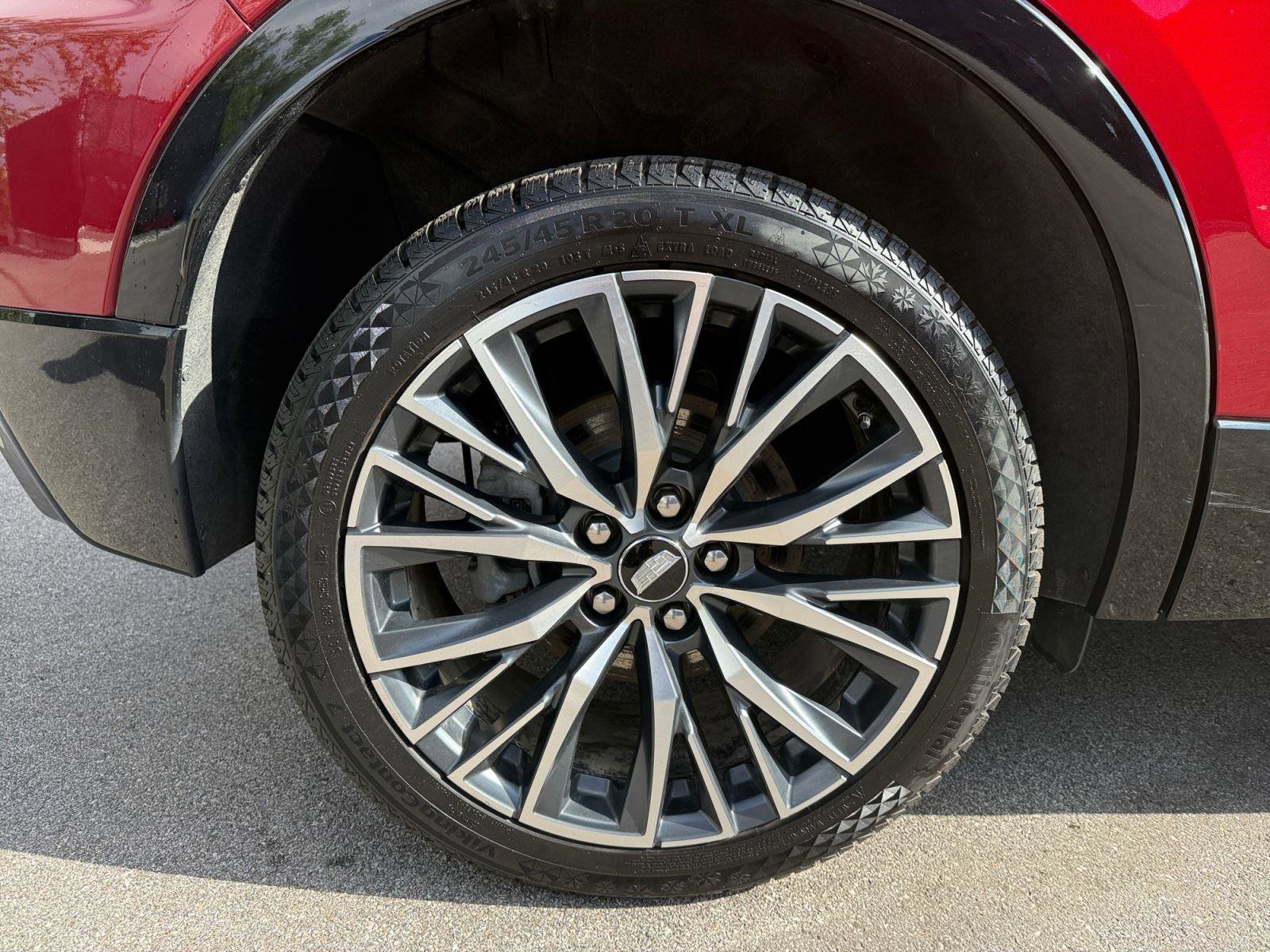 Used 2025 Cadillac XT4 Sport AWD/4WD image 30