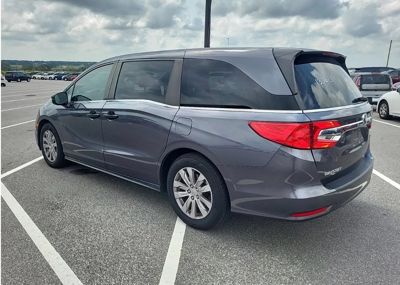 Used 2019 Honda Odyssey LX image 2