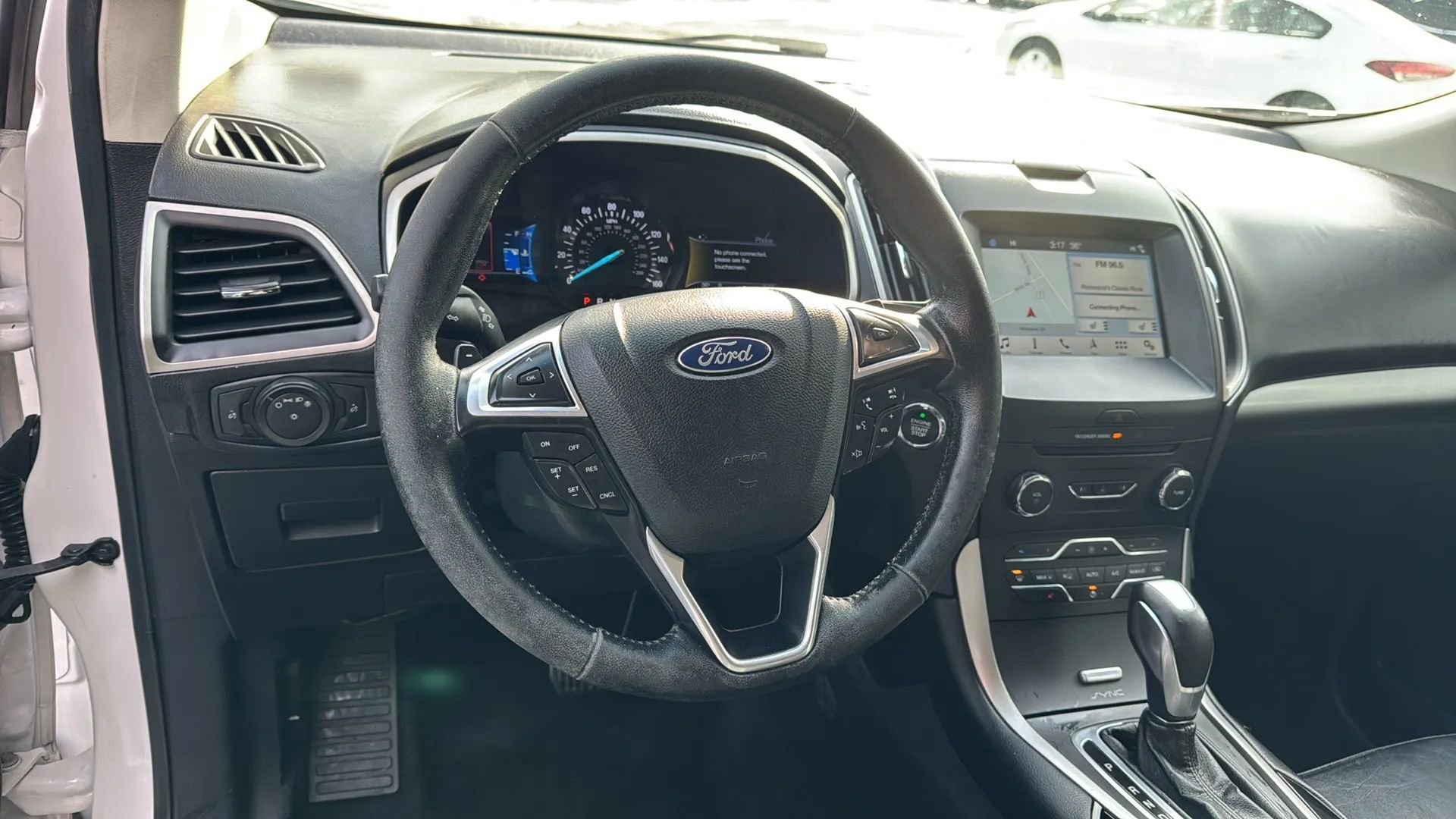 Used 2016 Ford Edge SEL w/ Equipment Group 201A image 9