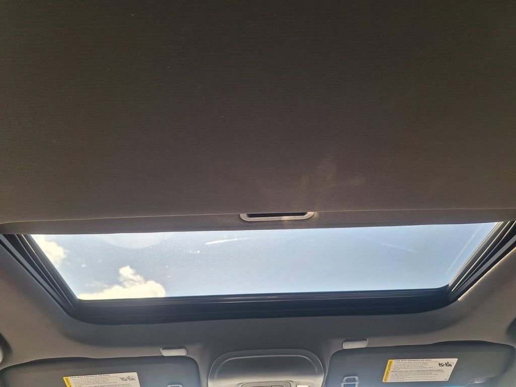 Used 2025 Cadillac CT4 Premium Luxury image 23