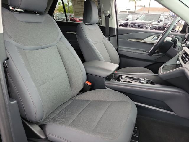 Used 2026 Ford Explorer Active RWD image 24
